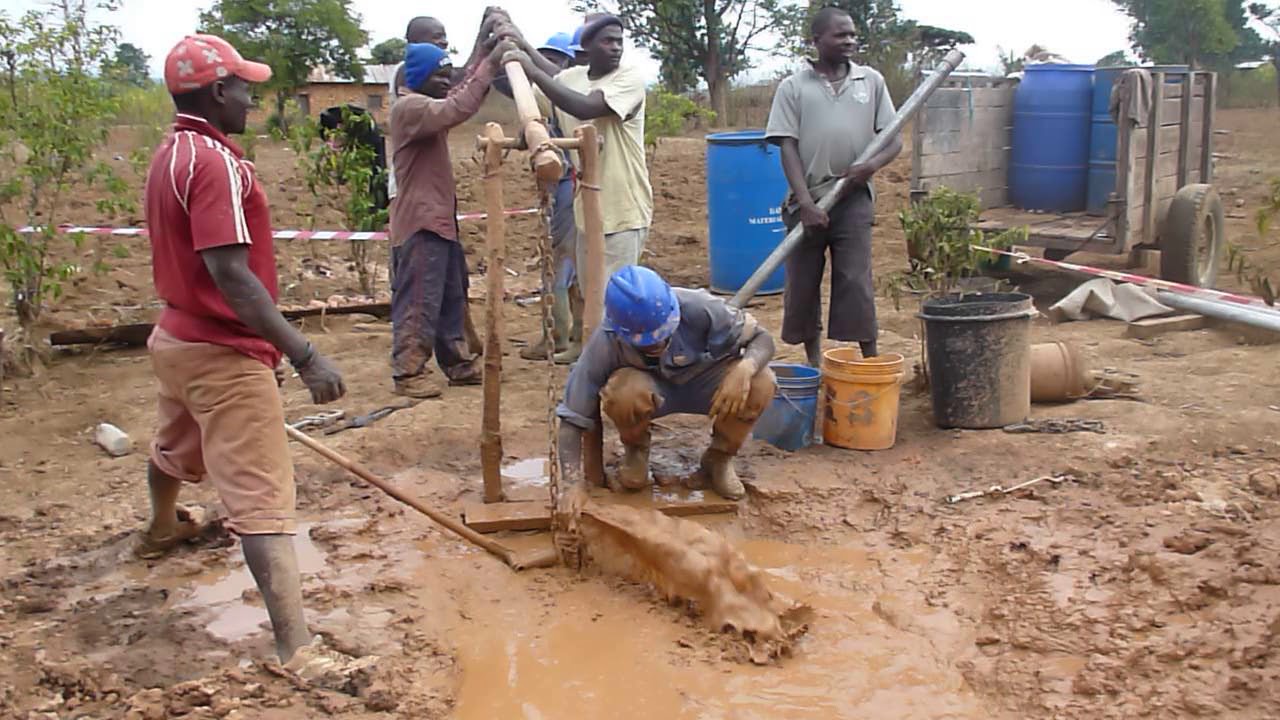 Borewell-Cleaning-services-in-Chennai